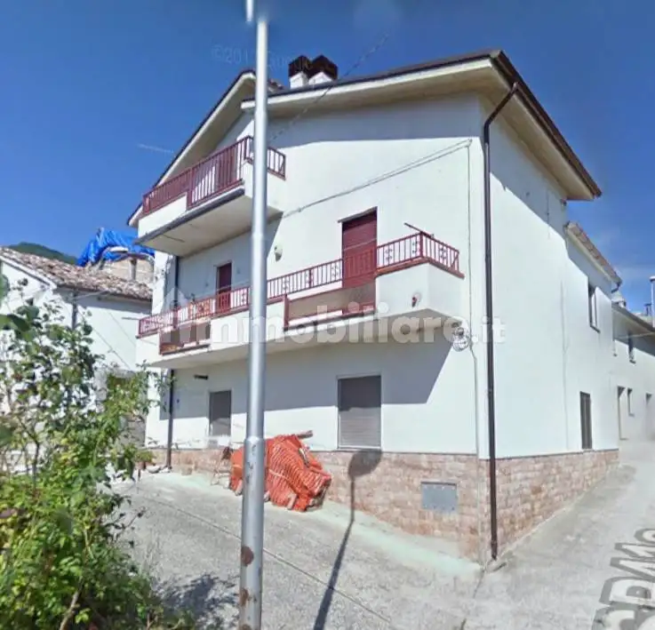 Appartamento in vendita a Tossicia