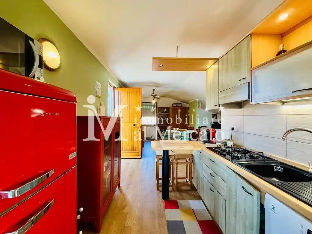 Appartamento in vendita a Viareggio