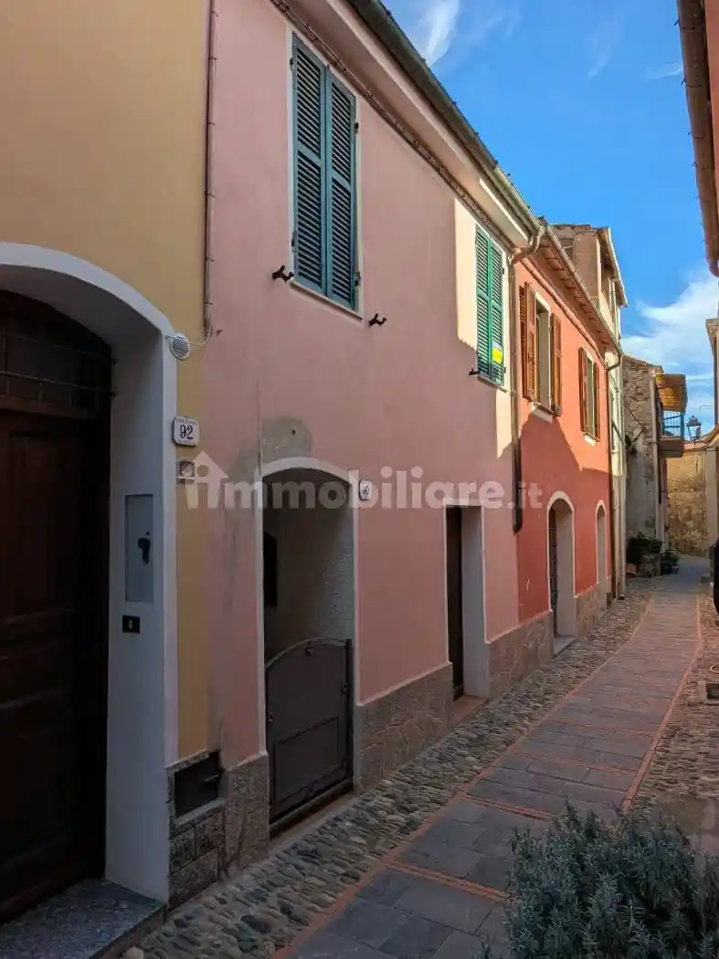 Rustico - Casale in vendita a Cipressa