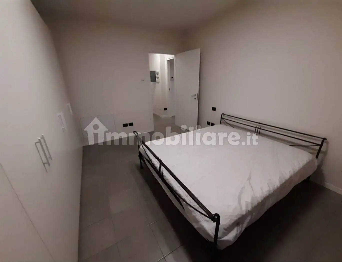 Bilocale via 4 Novembre, Centro, Caronno Pertusella - foto 5