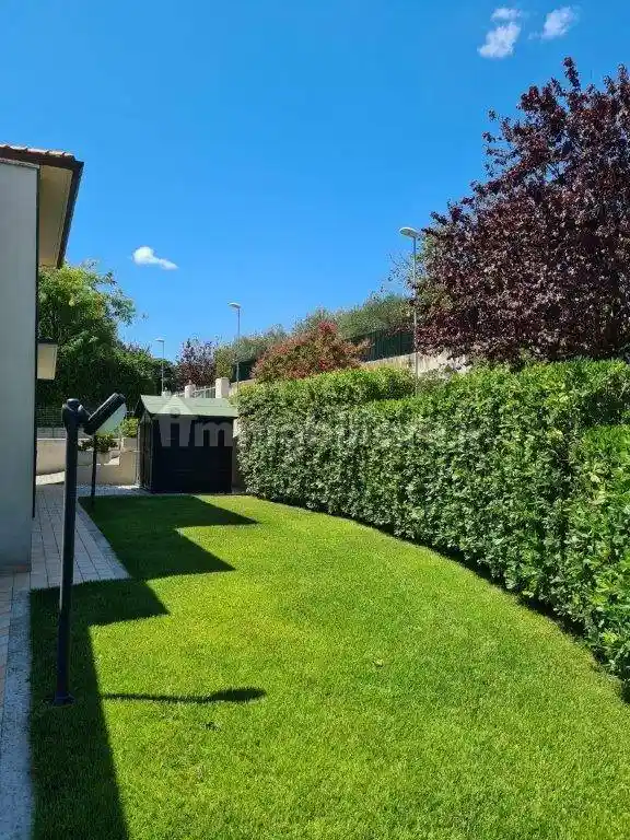 Villa unifamiliare via dei Tigli 31, Svarchi, Numana - foto 2