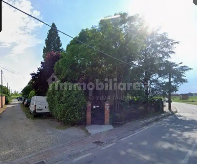 Villa in asta a Cervesina