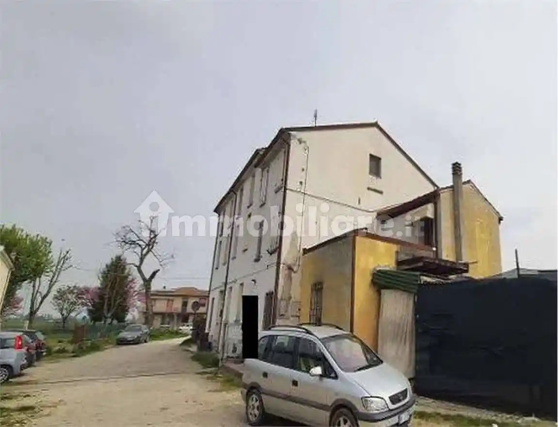 Appartamento all'asta via Milazzo , 265, Sermide e Felonica - foto 2
