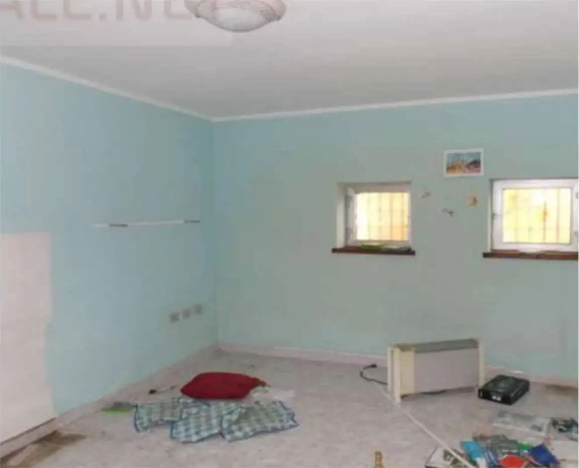 Appartamento all'asta via A. CARELLI  , 1, Crespiatica - foto 3
