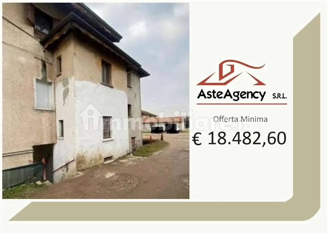 Appartamento in asta a Besnate