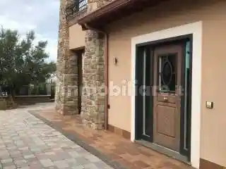 Villa in vendita a Monte Porzio Catone