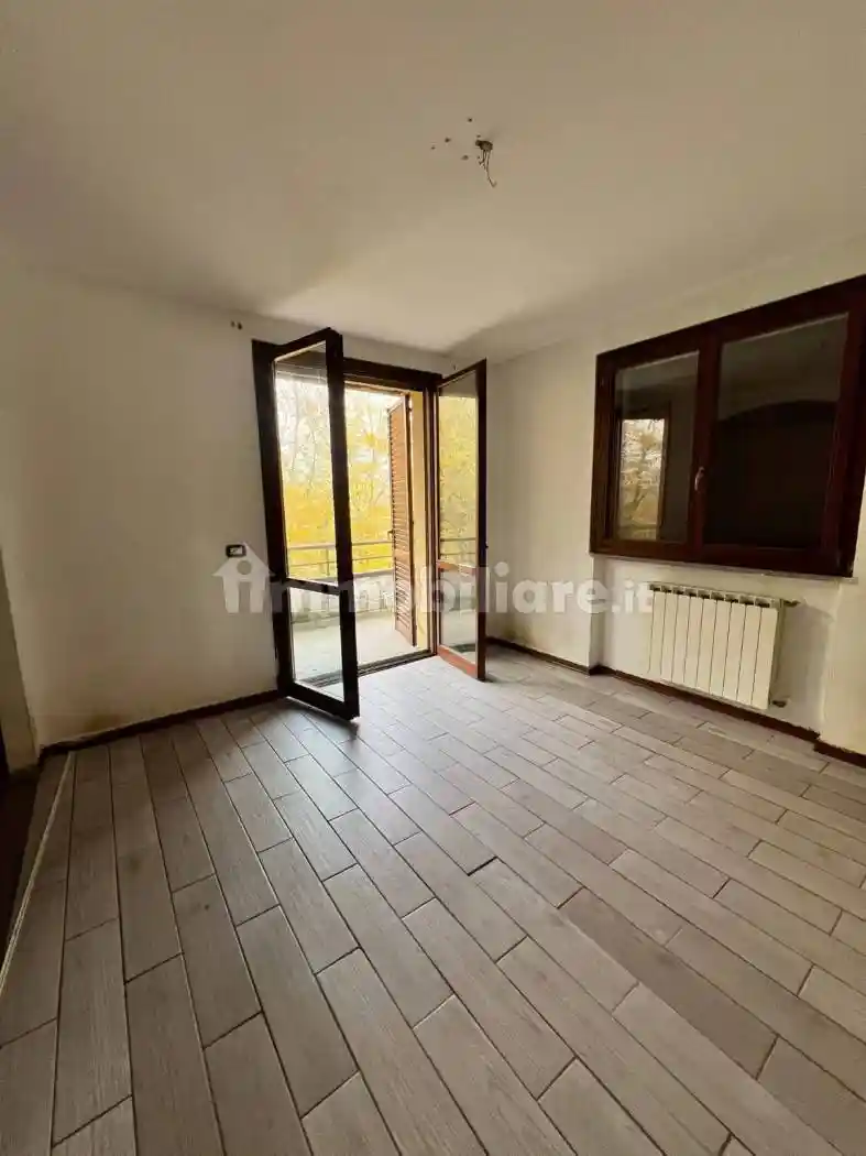 Villa a schiera 5 locali, buono stato, Centro, Casteggio - foto 2