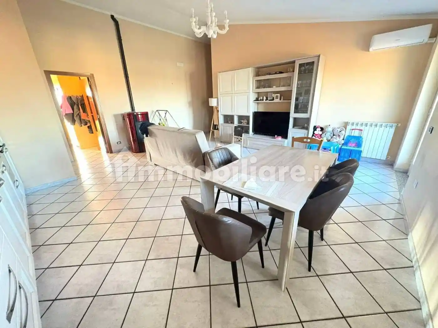 Quadrilocale via 1 Maggio 2S, Centro Storico, Giugliano in Campania - foto 2