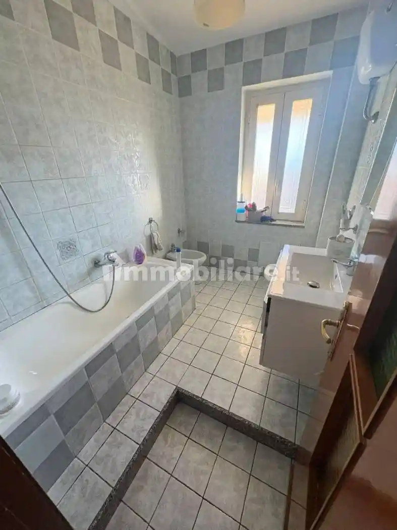 Quadrilocale via 1 Maggio 2S, Centro Storico, Giugliano in Campania - foto 4