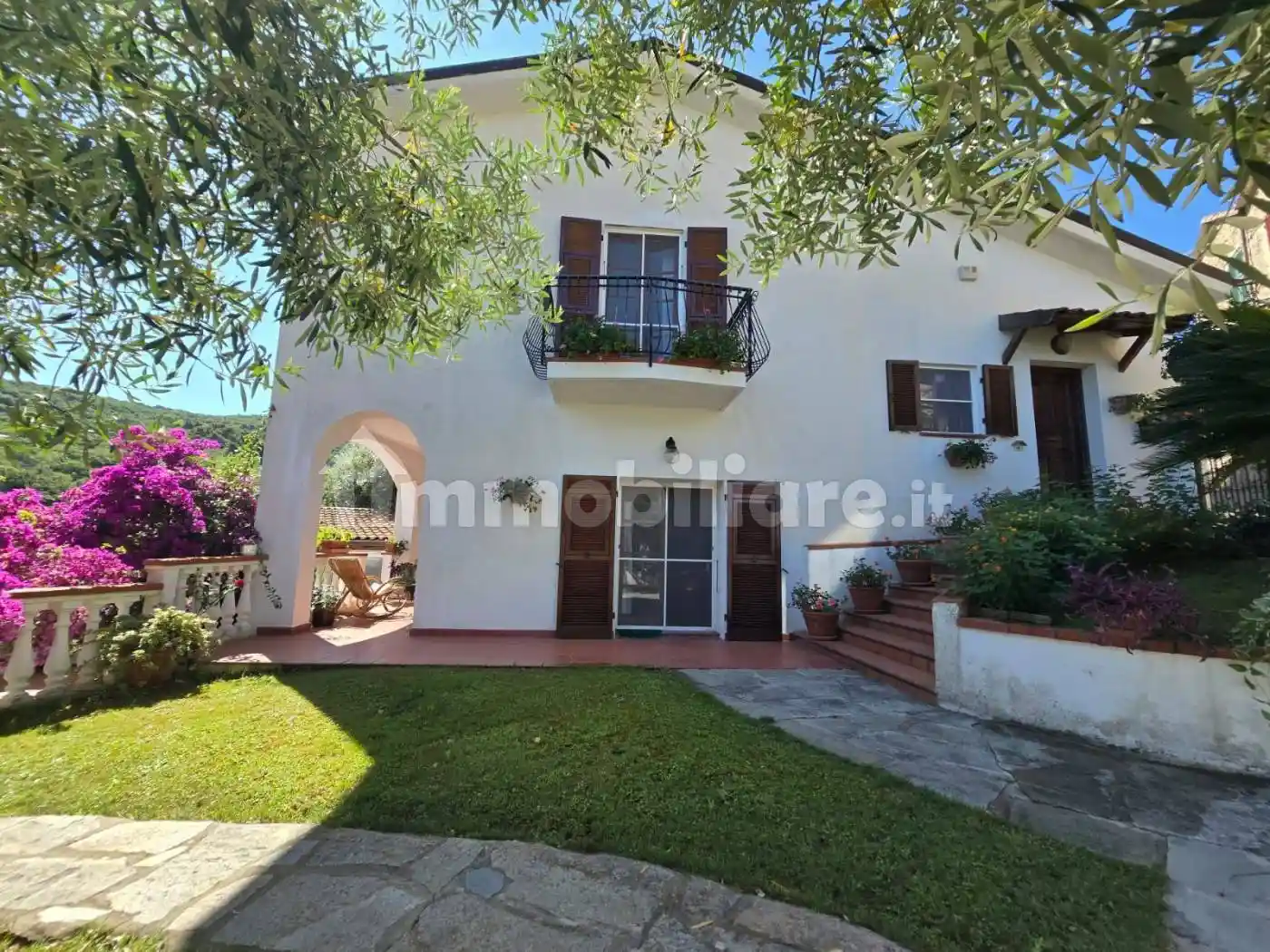 Villa in vendita a Albenga