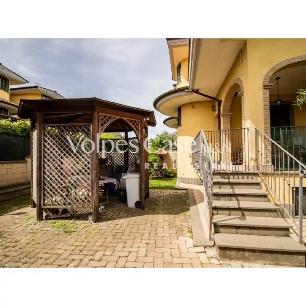 Villa in vendita a Guidonia Montecelio