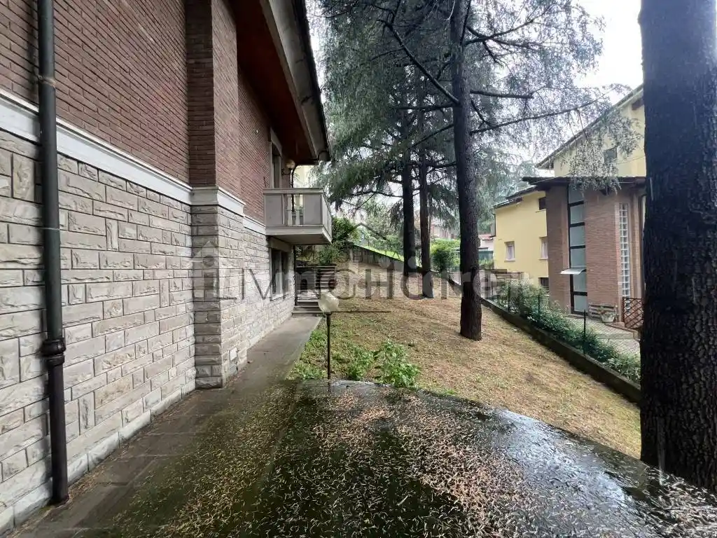 Terratetto unifamiliare 285 m², da ristrutturare, Monte - Osservanza, Cesena - foto 3
