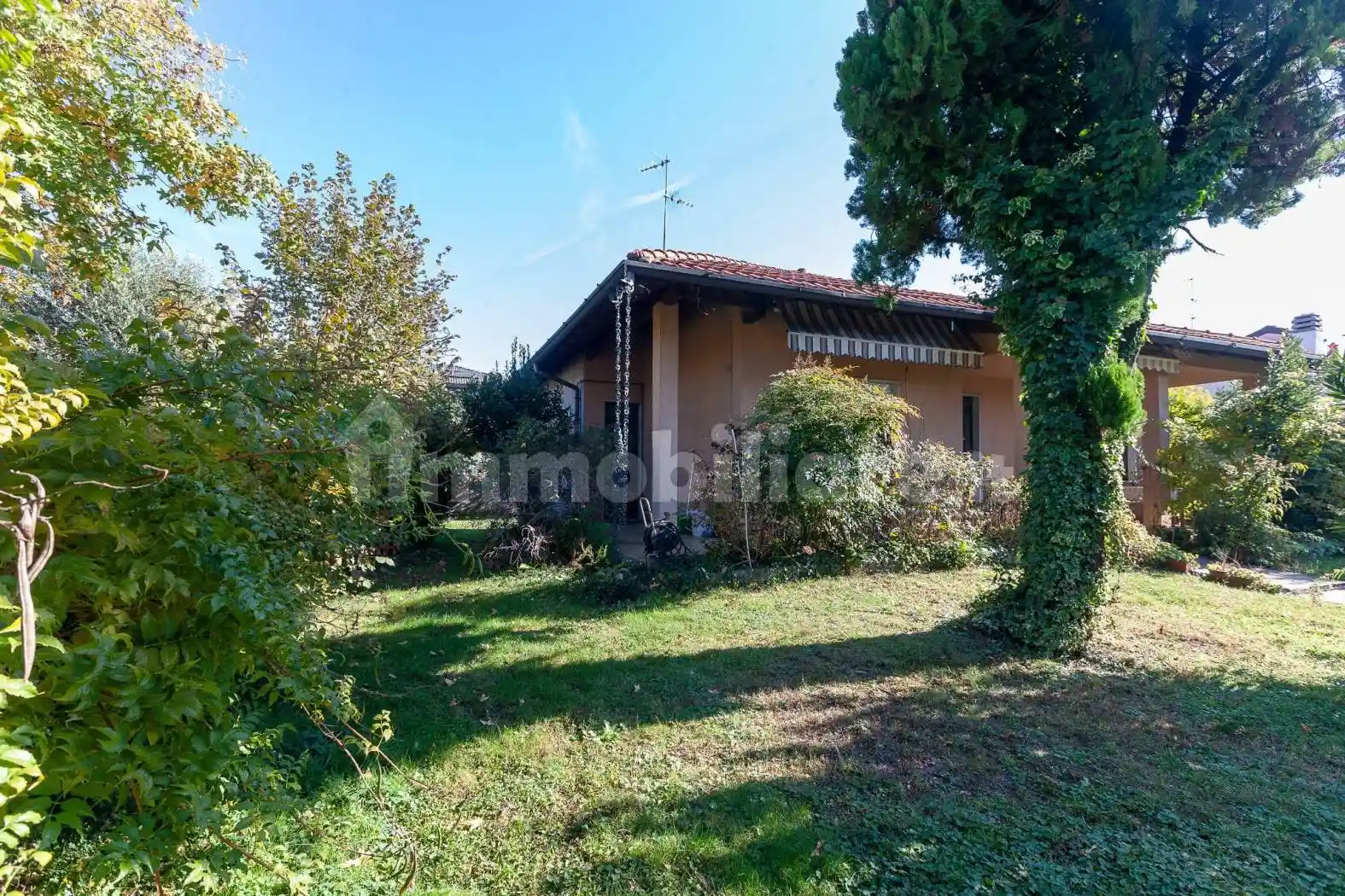 Villa in vendita a Lainate
