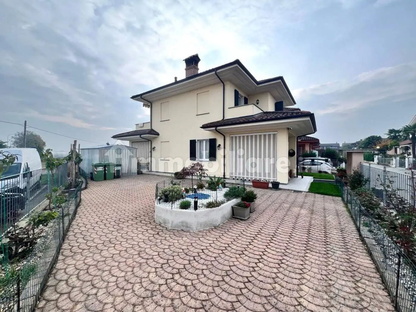 Villa in vendita a Genola