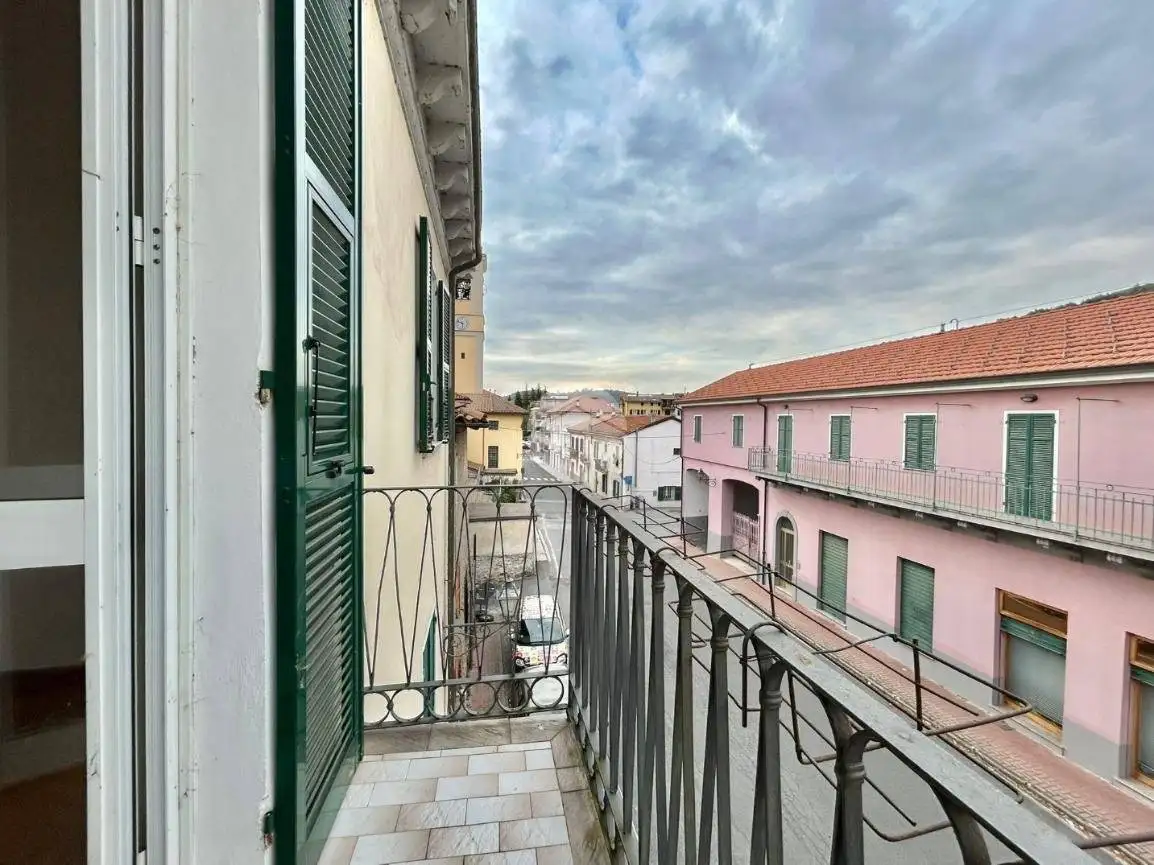 Appartamento in vendita a Millesimo