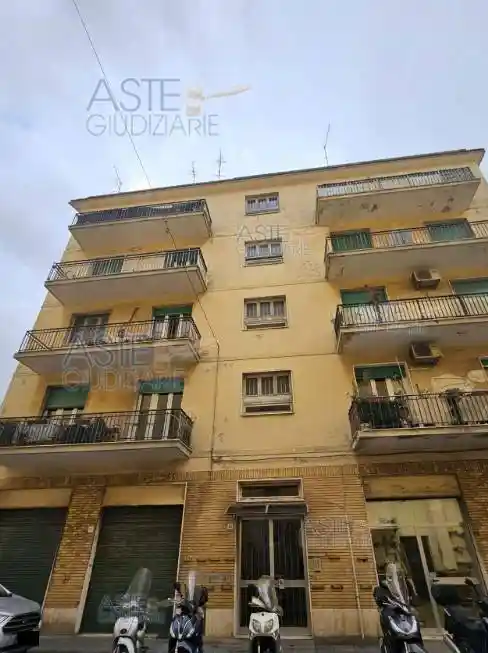 Appartamento in vendita a Livorno