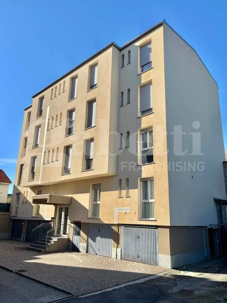 Appartamento in vendita a Seregno