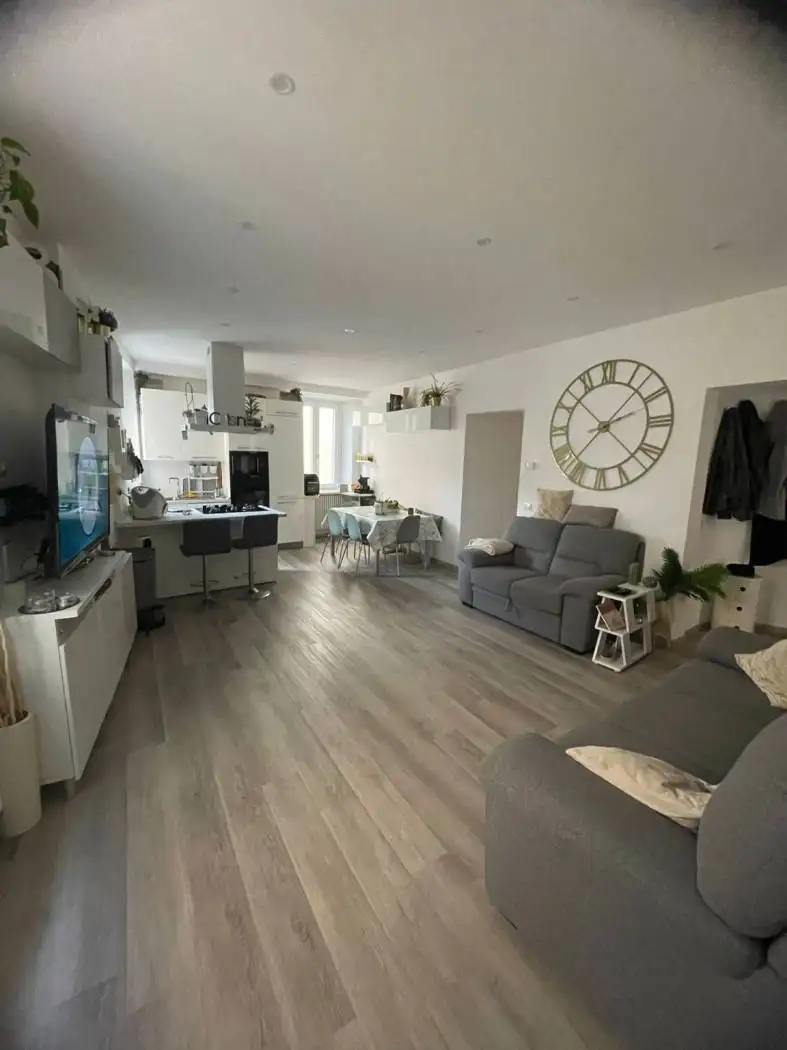 Appartamento in vendita a Lucca