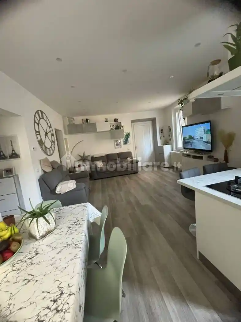 Appartamento piazza del Carmine 22, Piazza Anfiteatro - Torre Guinigi, Lucca - foto 2