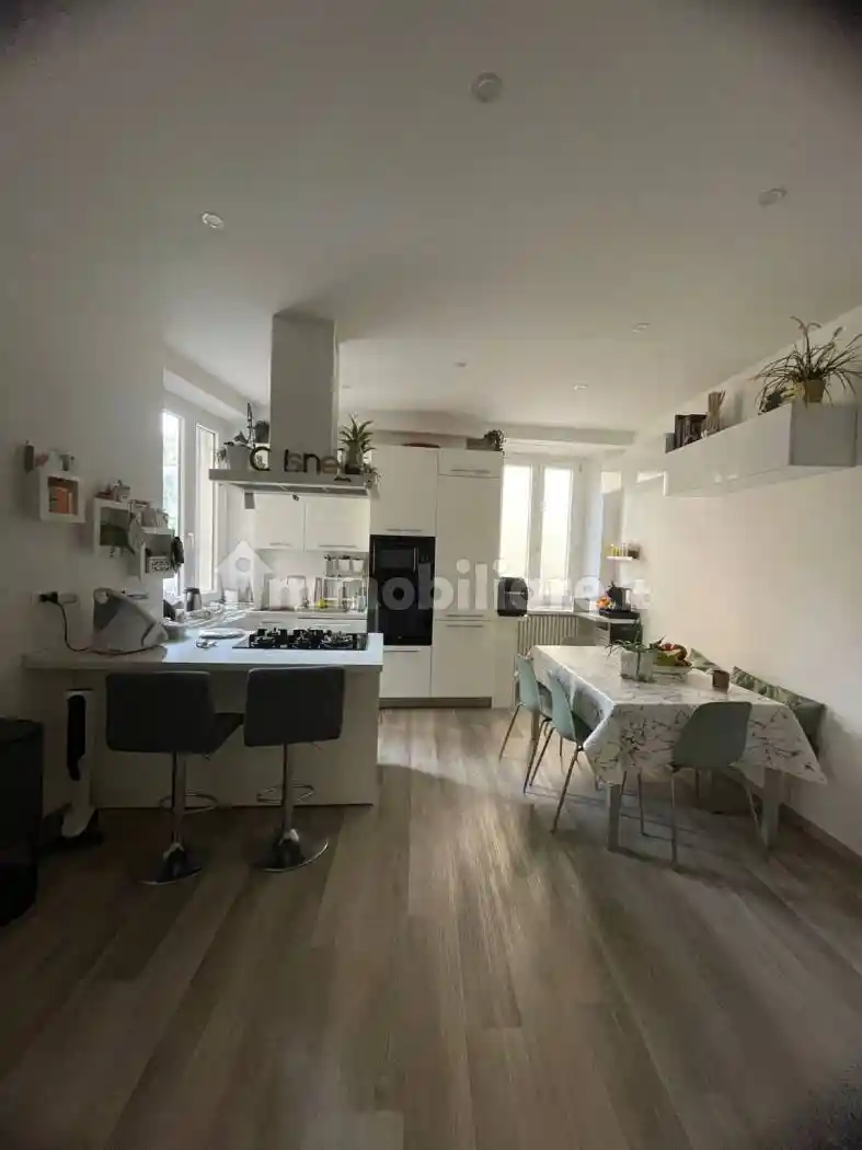 Appartamento piazza del Carmine 22, Piazza Anfiteatro - Torre Guinigi, Lucca - foto 3