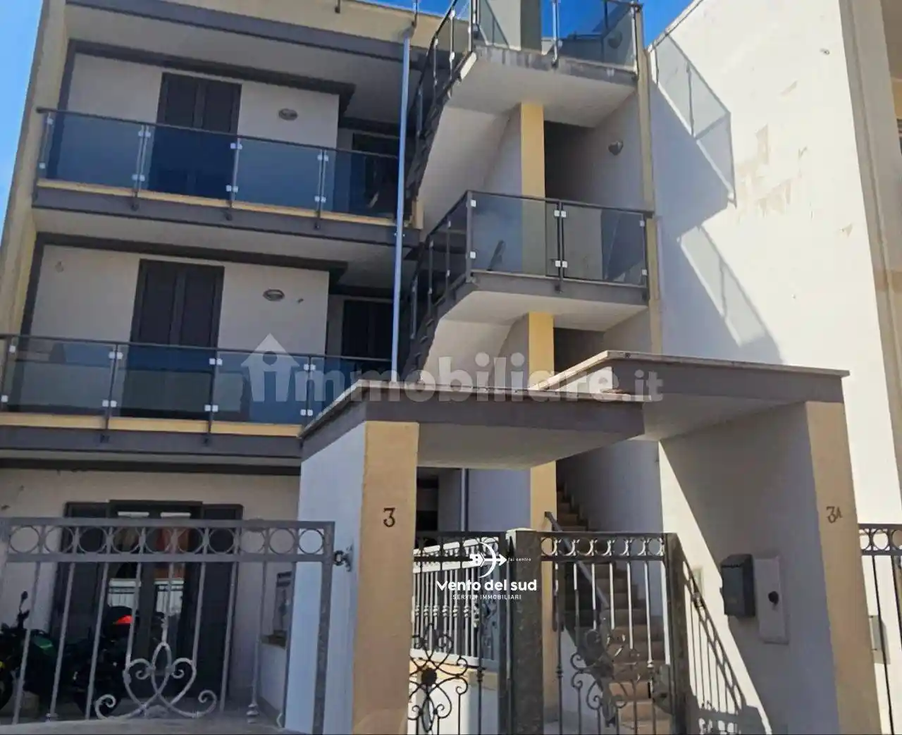 Villa bifamiliare via Giuseppe Tricarico 3, Poligono - Via San Cesario, Lecce - foto 2