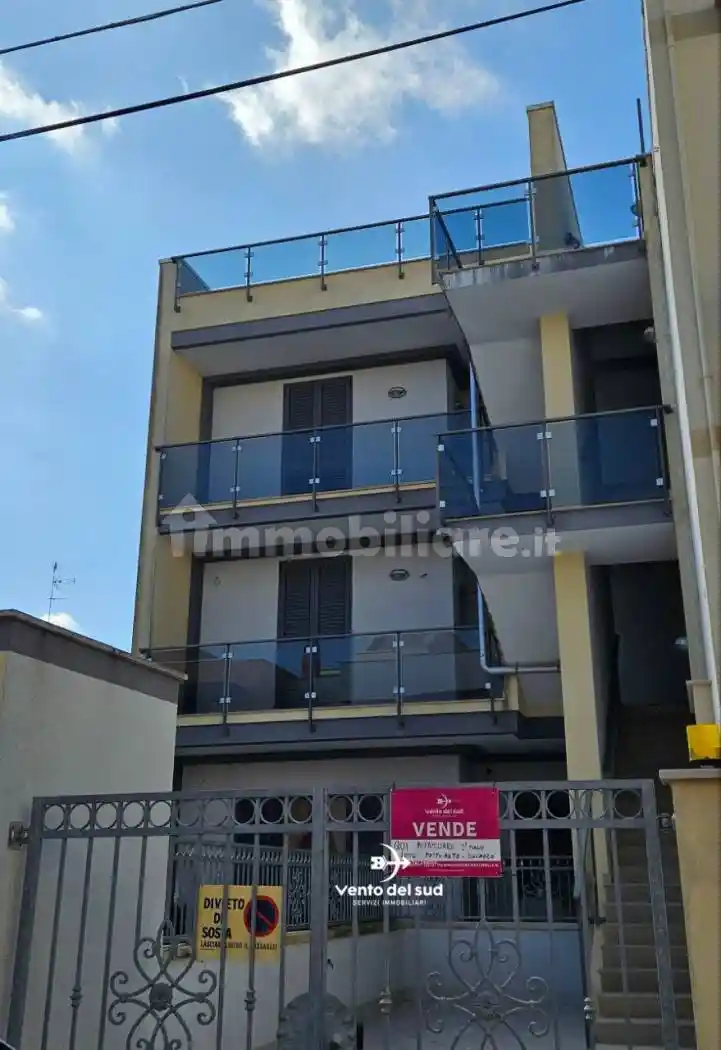 Villa bifamiliare via Giuseppe Tricarico 3, Poligono - Via San Cesario, Lecce - foto 3