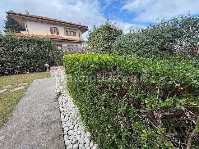 Villa in vendita a Sabaudia