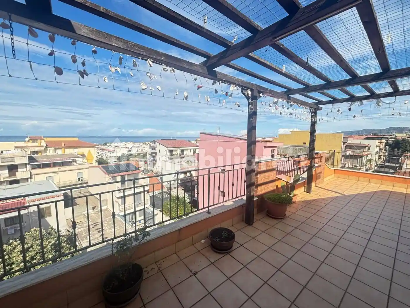 Palazzo - Edificio in vendita a Rometta