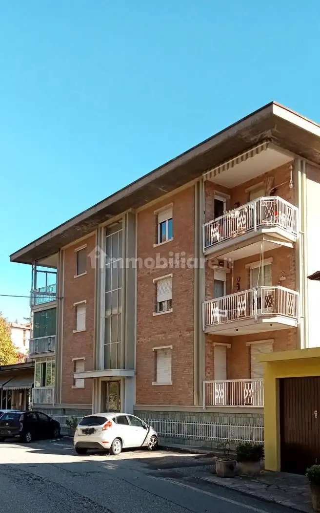 Appartamento in vendita a Zumaglia