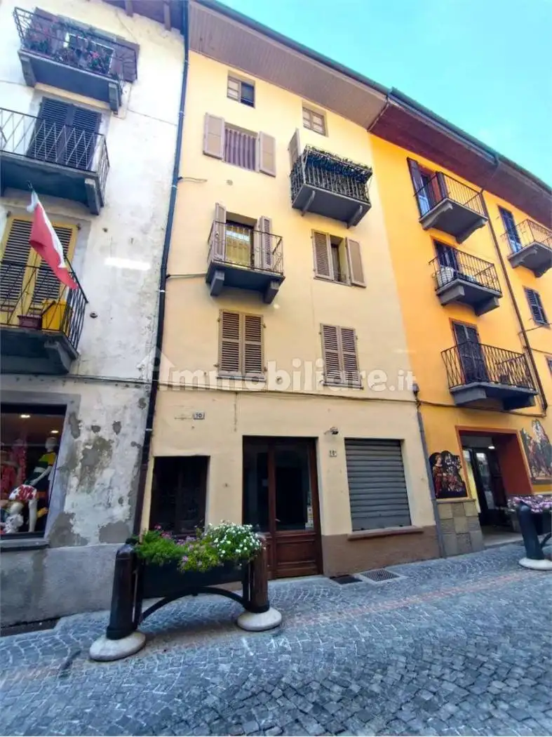 Quadrilocale da ristrutturare, Verrès - foto 2