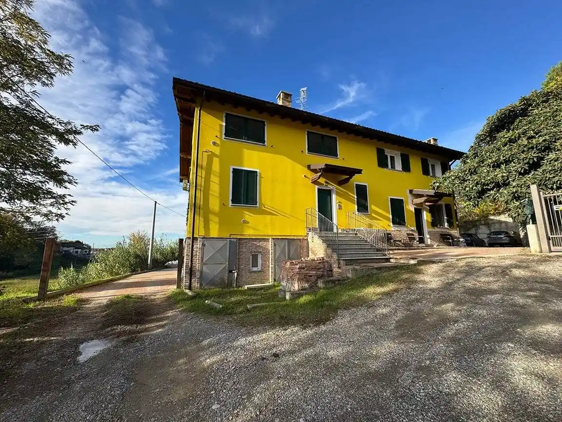 Trilocale Strada Valle, Casteggio - foto 2