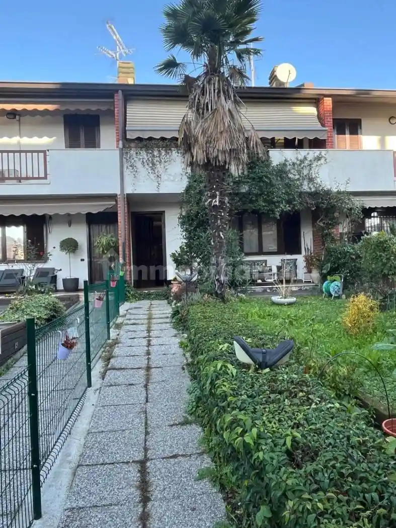 Villa in vendita a Mediglia