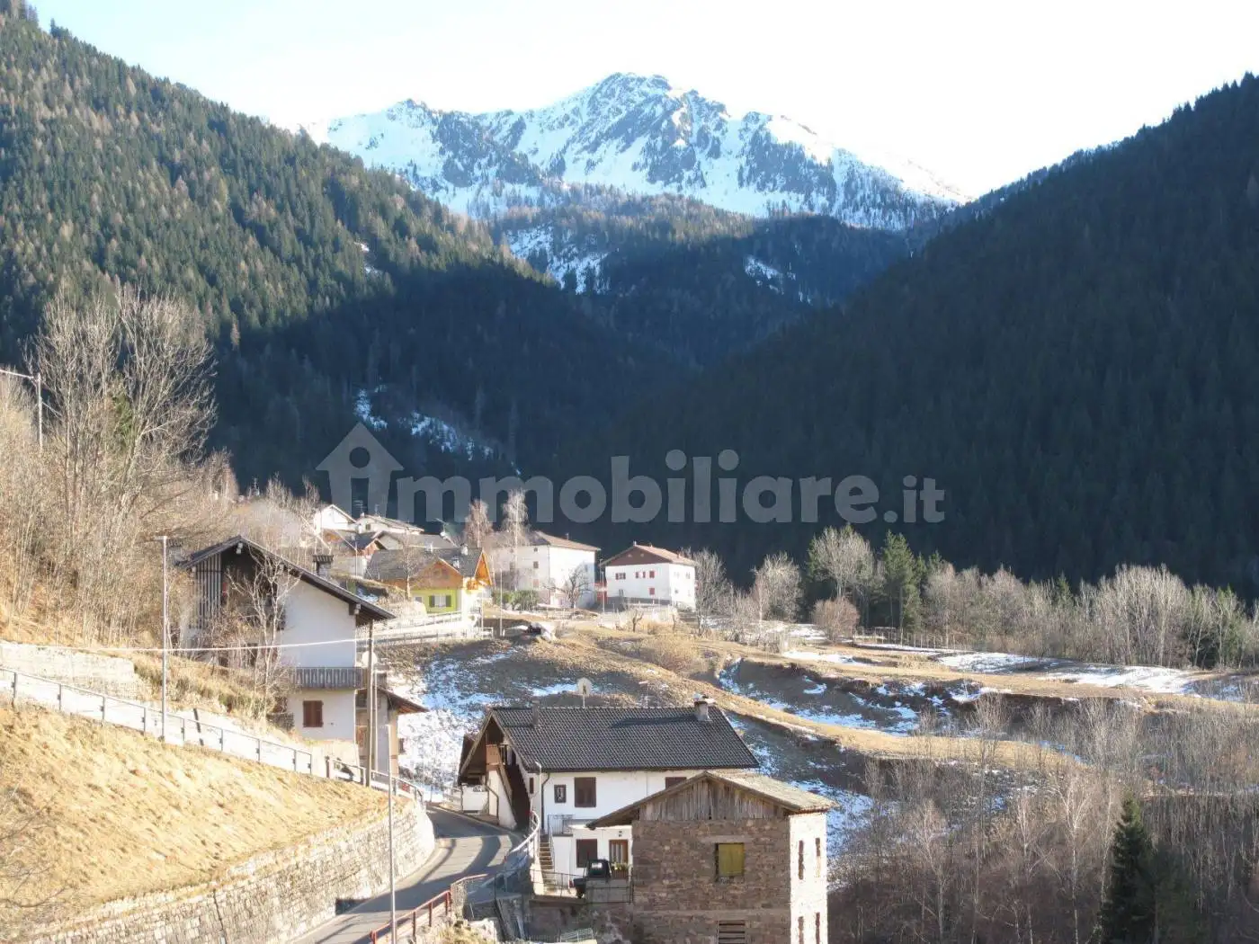 Casa indipendente in vendita a Valfloriana