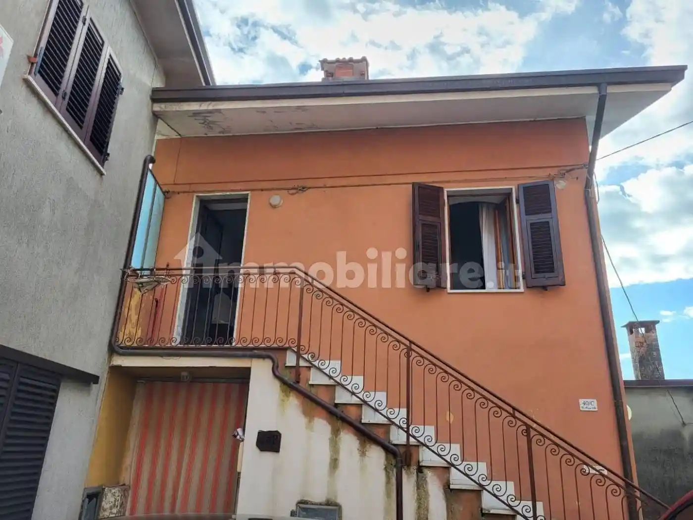 Casa indipendente in vendita a Carrara