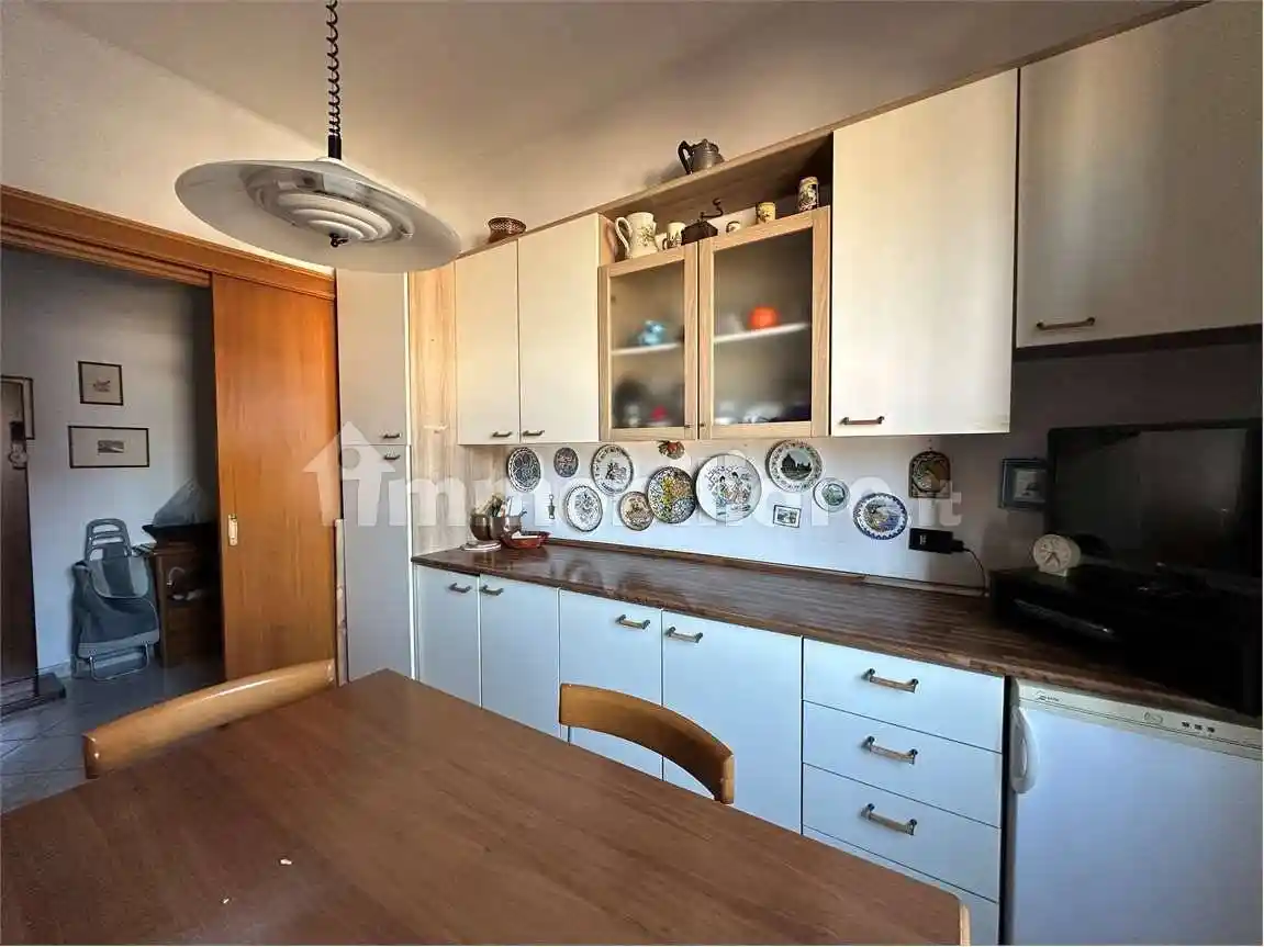 Trilocale via Lamaticci, Stazione, Ancona - foto 4