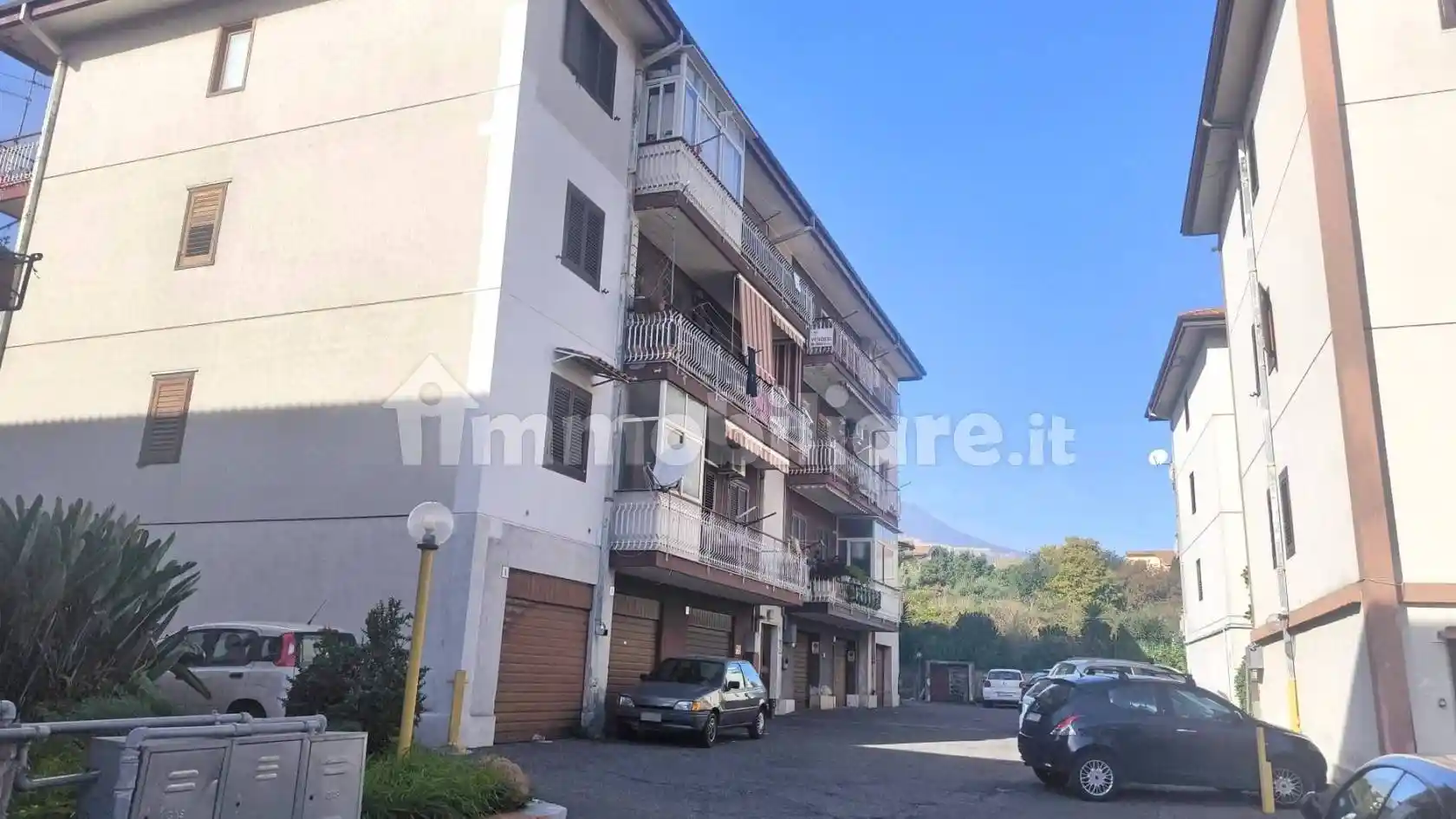 Appartamento in vendita a Pedara