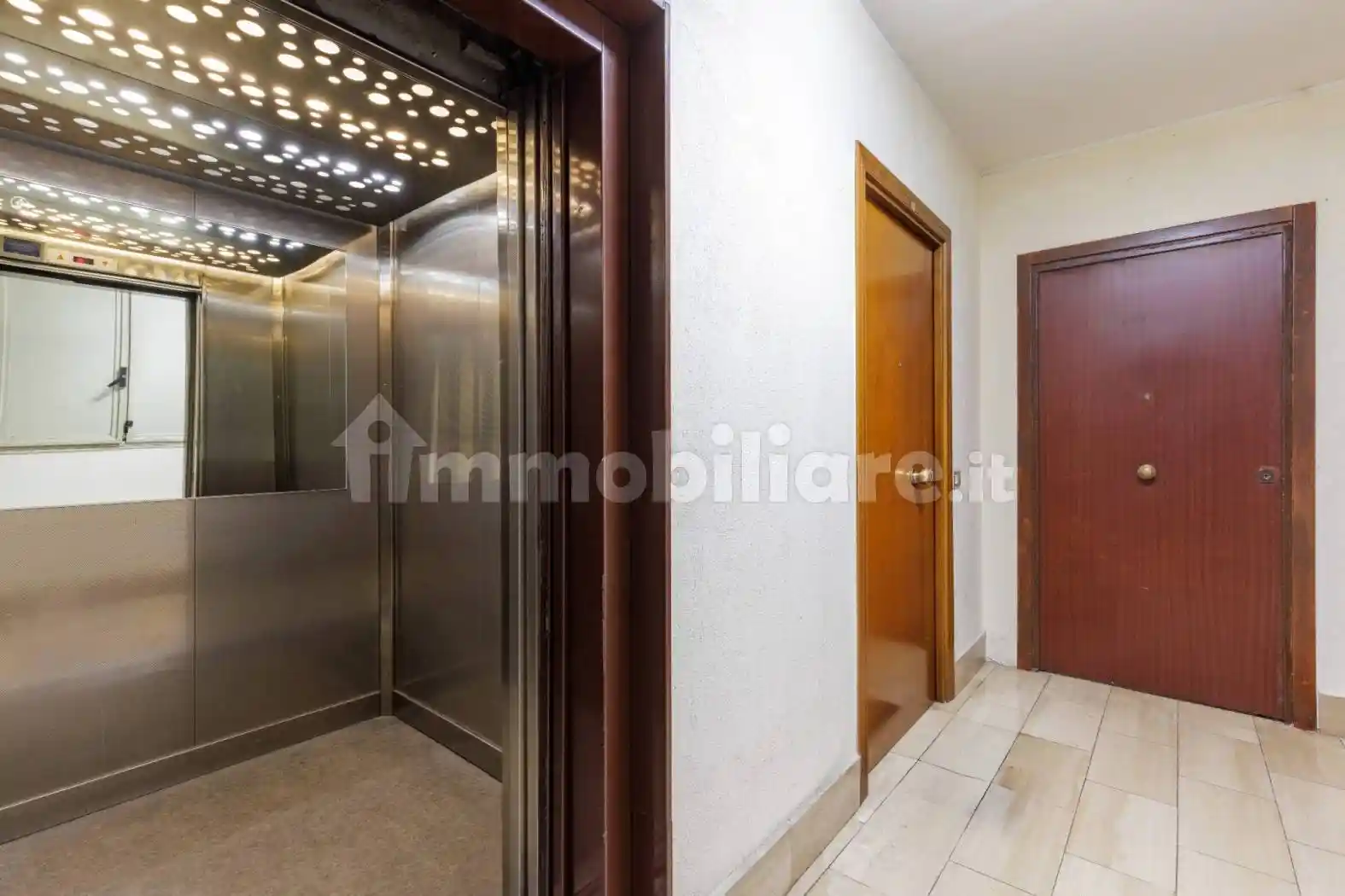 Bilocale centro Direzionale C6, Centro Direzionale, Napoli - foto 3