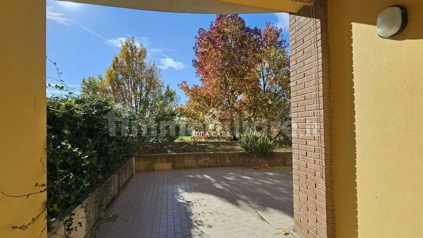 Trilocale via Giuseppe Di Vittorio 28, Centro, Cassago Brianza - foto 2