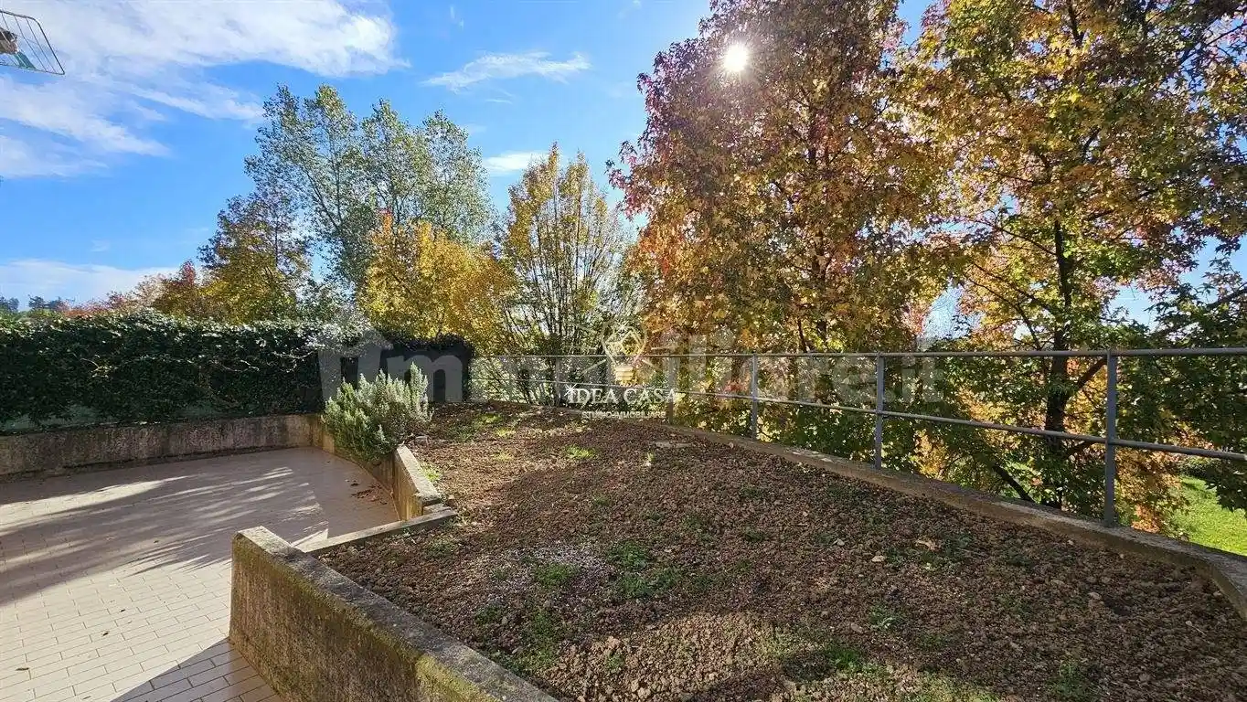 Trilocale via Giuseppe Di Vittorio 28, Centro, Cassago Brianza - foto 4