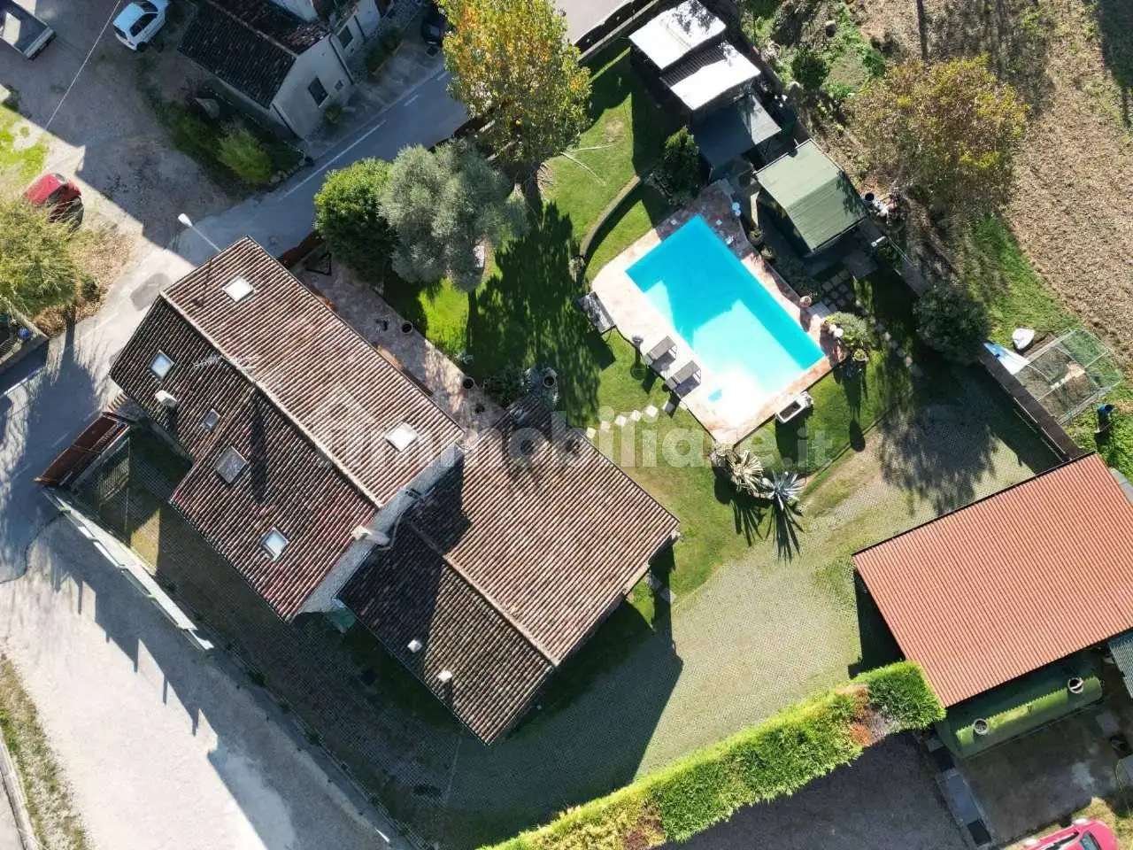 Villa in vendita a Volta Mantovana