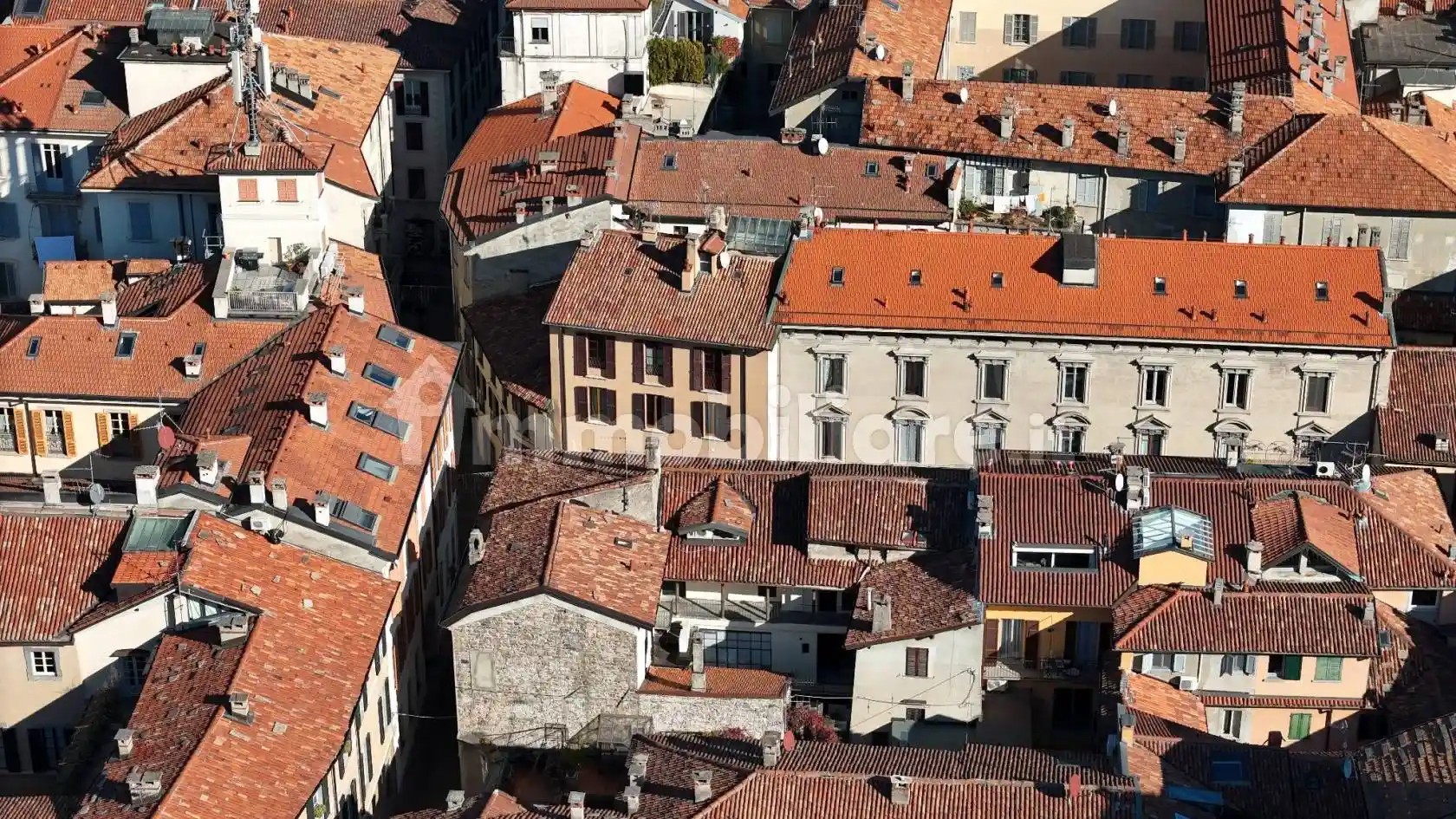 Attico via Cesare Cantù, Centro Storico, Como - foto 3