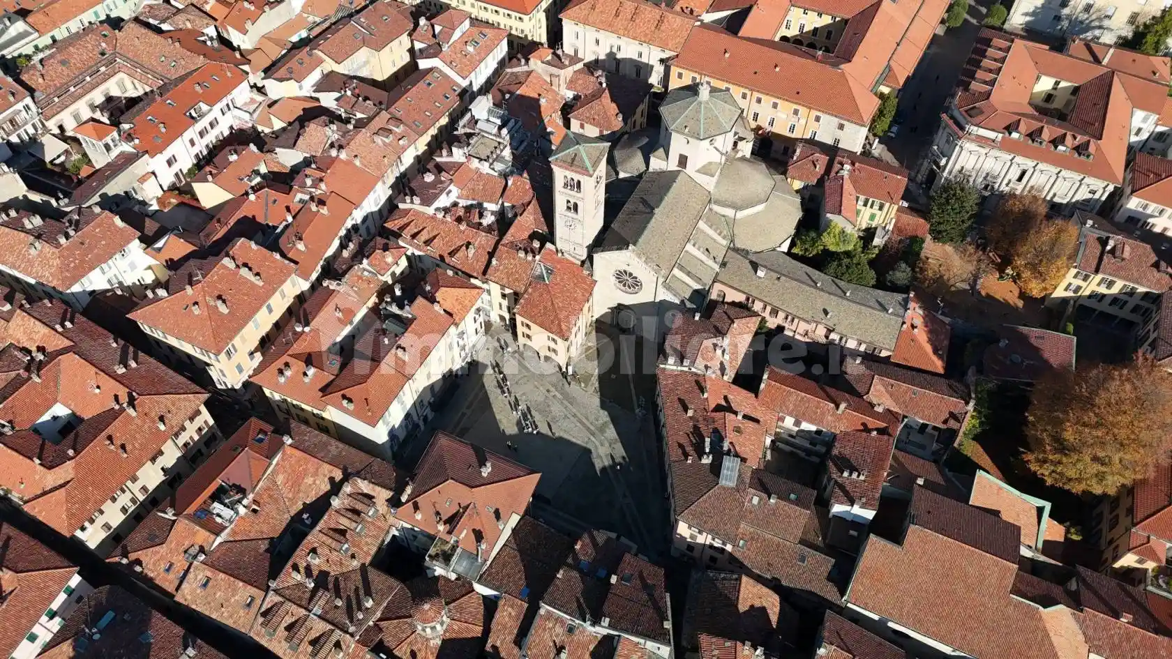 Attico via Cesare Cantù, Centro Storico, Como - foto 4