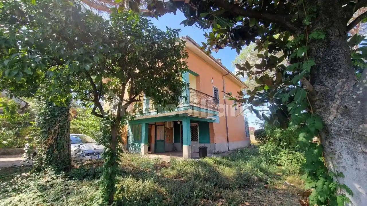 Villa unifamiliare via Niccolo Giosafatte biagioli, Casal Bernocchi, Roma - foto 2