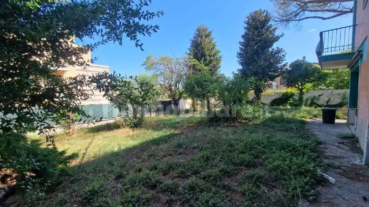 Villa unifamiliare via Niccolo Giosafatte biagioli, Casal Bernocchi, Roma - foto 3