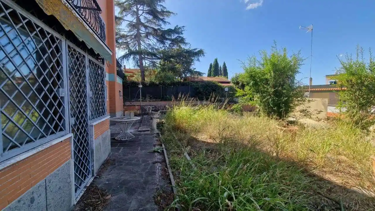 Villa unifamiliare via Niccolo Giosafatte biagioli, Casal Bernocchi, Roma - foto 4