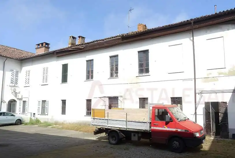 Appartamento in asta a Ottobiano