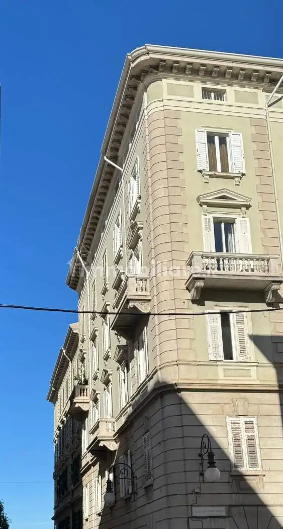 Appartamento in vendita a Trieste
