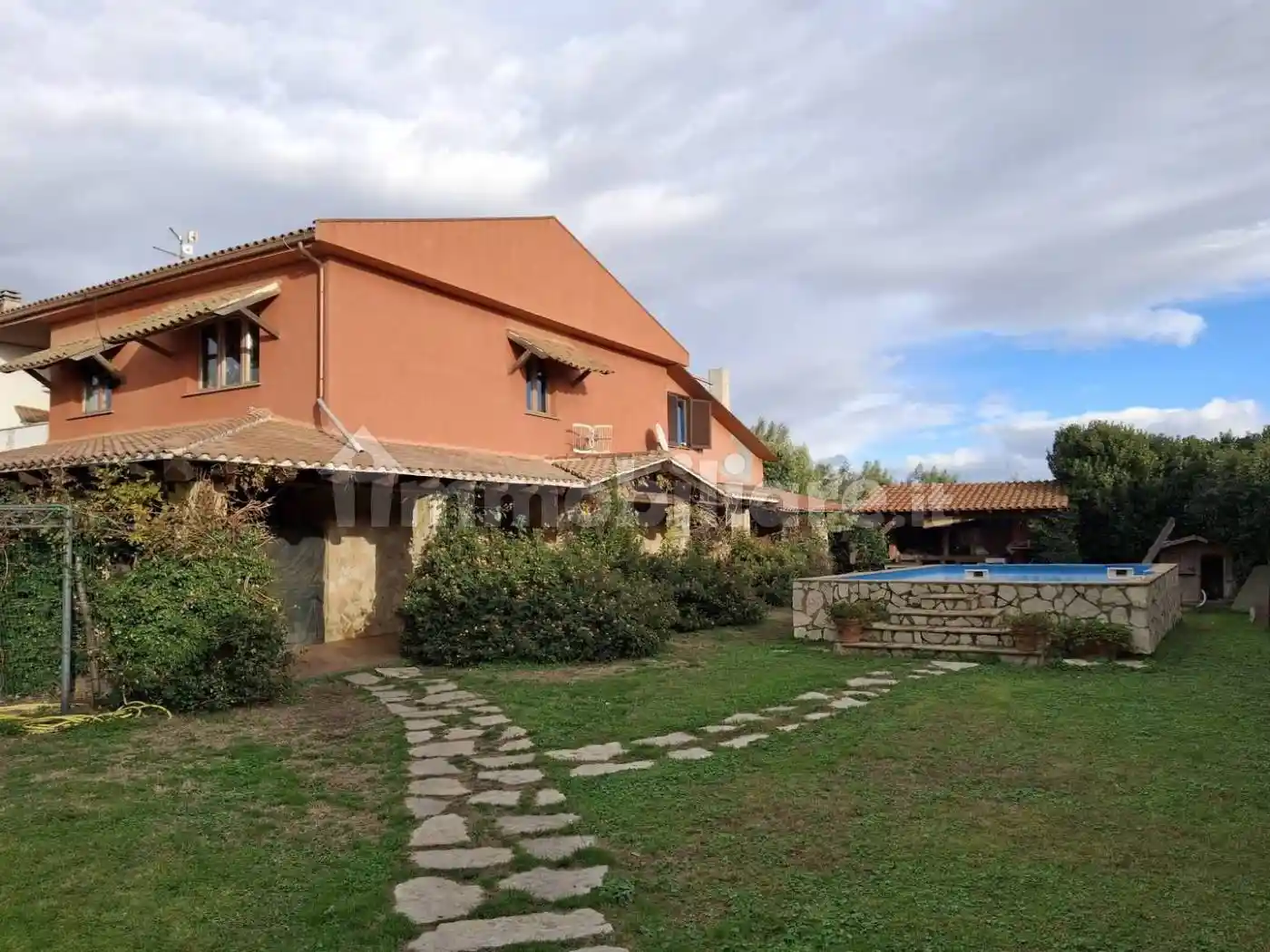 Casa indipendente in vendita a Montalto di Castro