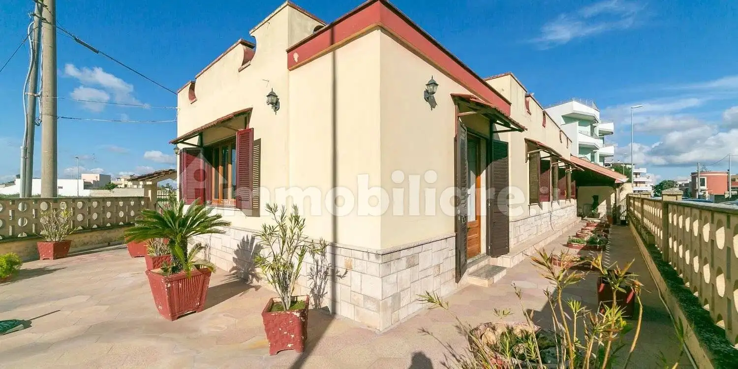 Villa in vendita a Surbo