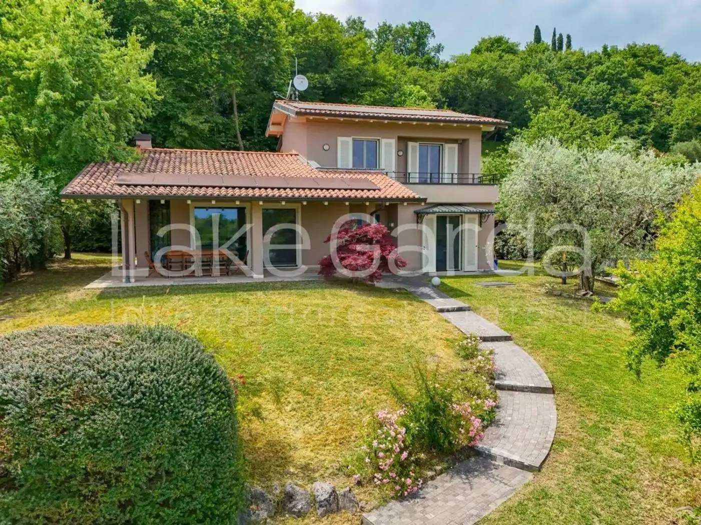 Villa in vendita a San Felice del Benaco